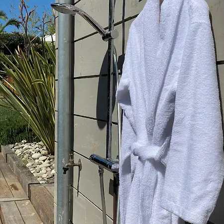 Is A Luxurious Comfortable With Heated Pool *