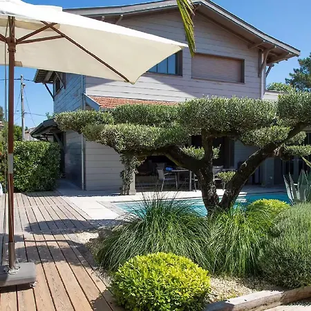 Is A Luxurious Comfortable With Heated Pool *