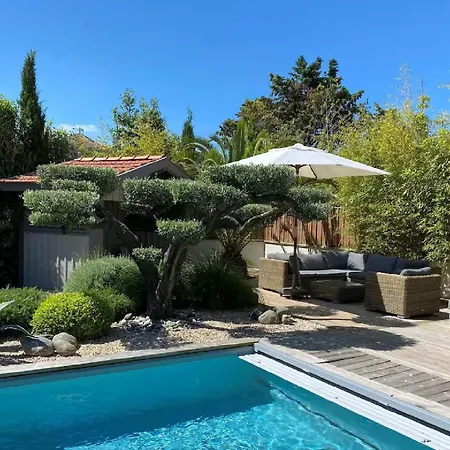 Apartment Is A Luxurious Comfortable With Heated Pool Lège-Cap-Ferret