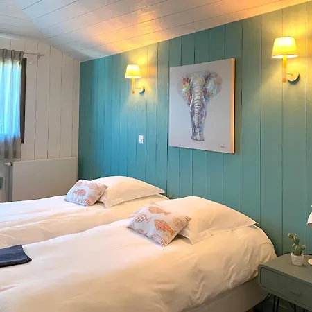 Apartment Is A Luxurious Comfortable With Heated Pool *